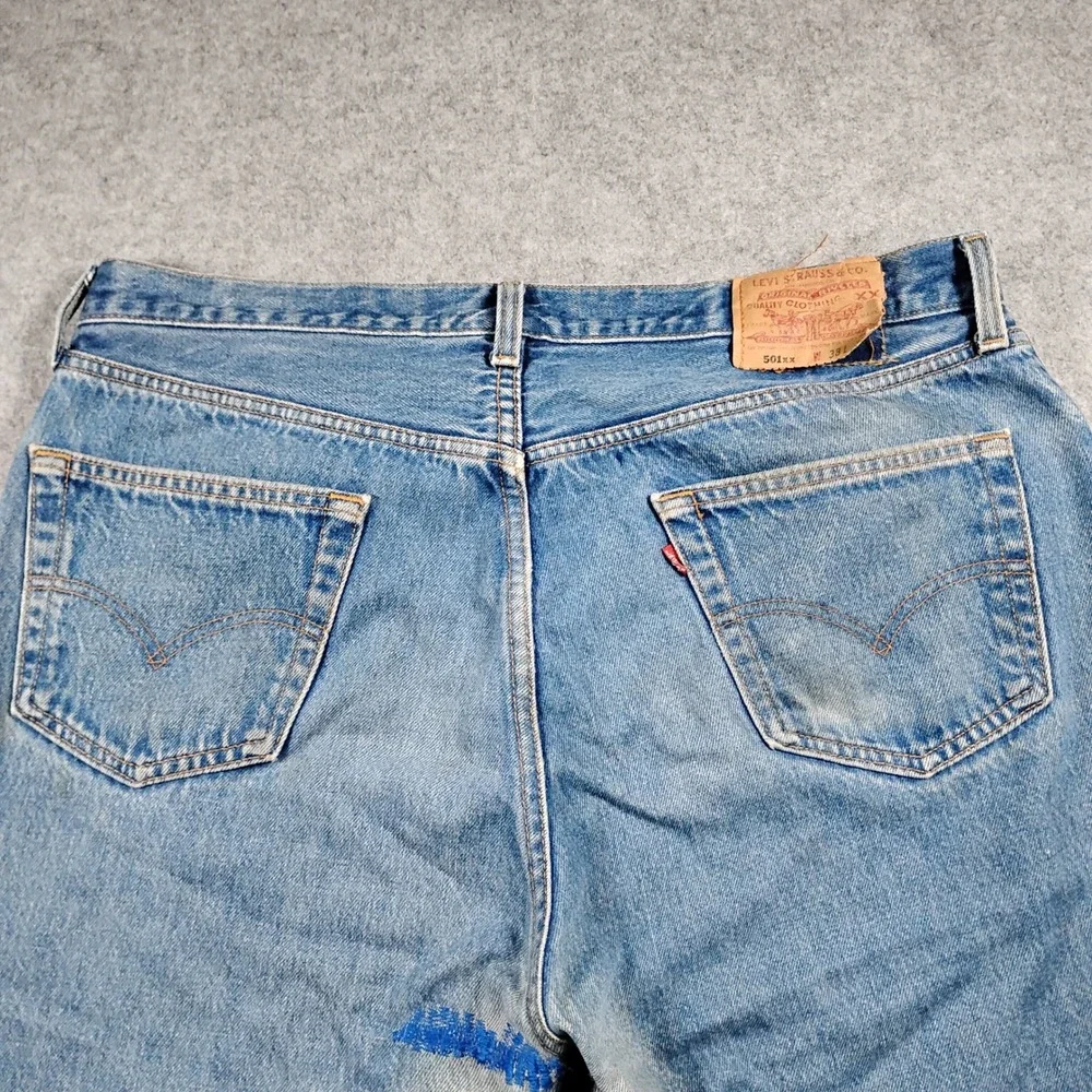 Vintage 90s Levi's 501-0000 Men 38x30 Light Wash Button Fly Made in USA Jeans